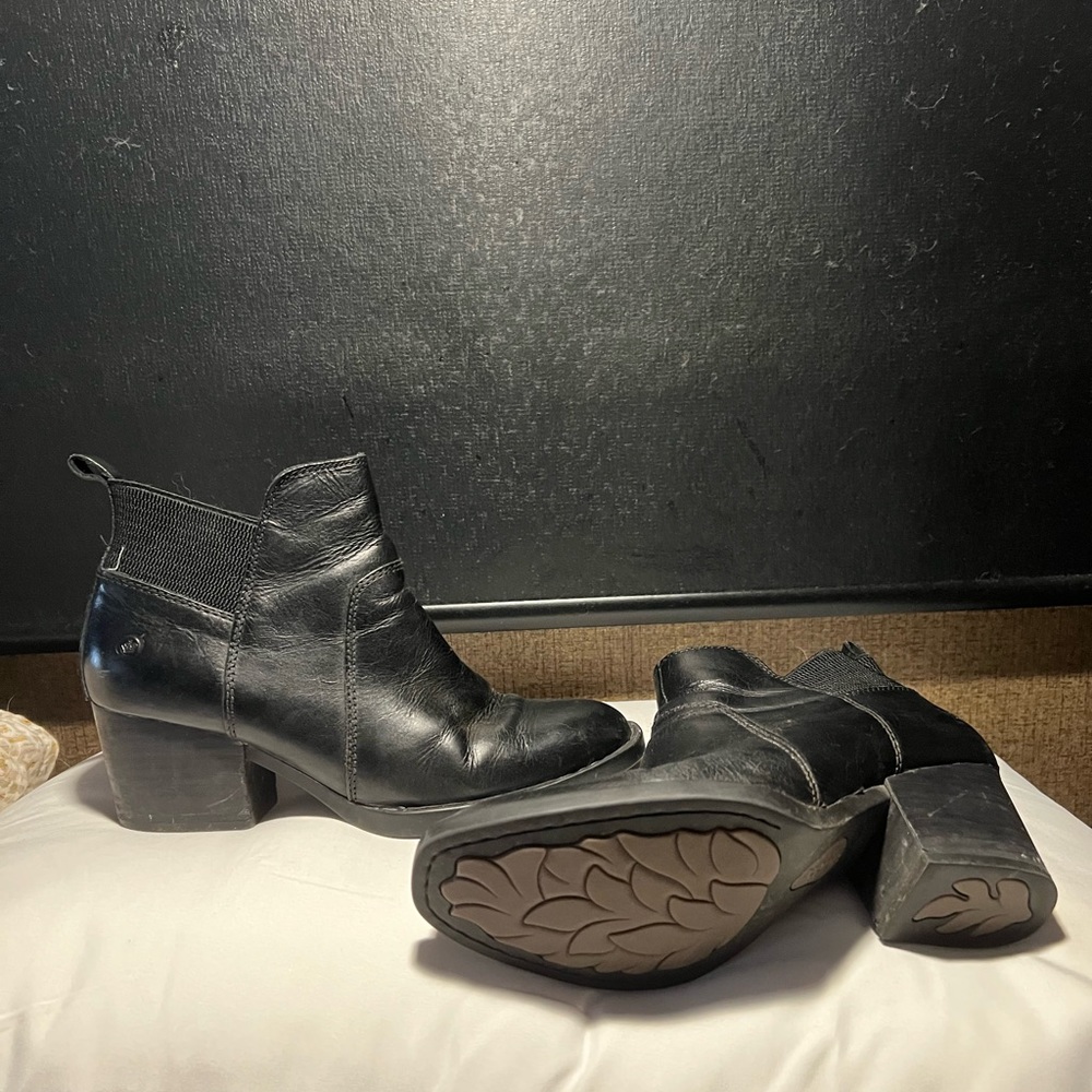 Born black ankle boot. Size 9